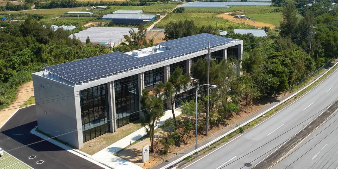 Solar installation at the ESC Okinawa Branch Office